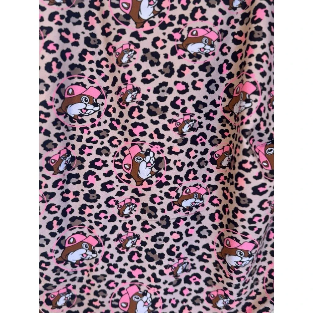 Buc-ee’s women’s Size Mendy one piece cheetah print Buc-ee swim suit